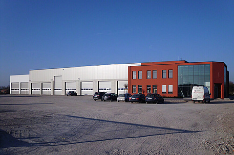 Neubau eines Fahrzeugbaubetriebes mit Büro- und Sozialräumen - HMC Möllering